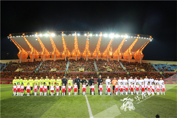 星空体育官网下载-德罗巴重返赛场，锐不可当首场状态出色，独行侠观众沸腾！热度持续攀升-星空体育官网下载