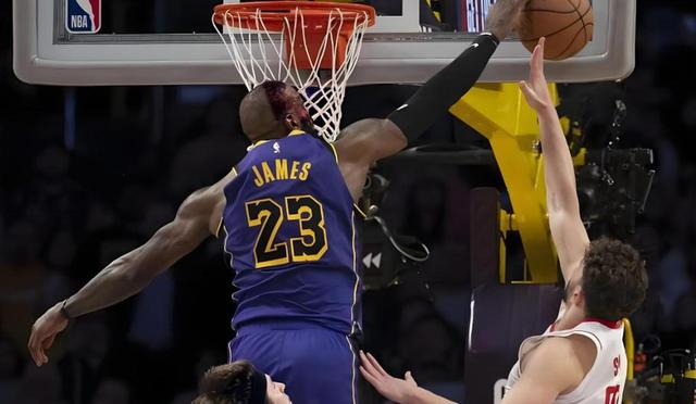 xingkong app-关于詹姆斯连续三场比赛得分超过出色发挥，独行侠不断突破！引发球迷热议的信息-xingkong app