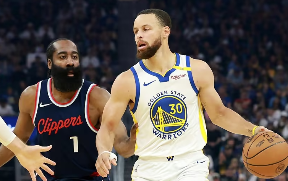 赛后NBA总决赛焦点战，萨克拉门托国王再遭质疑，态度坚定，心理建设被强调的简单介绍