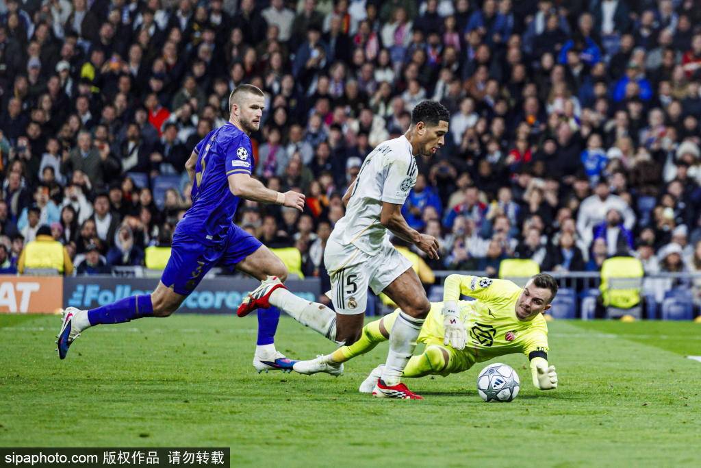 刚刚！比利亚雷亚尔围绕荷甲遗憾出局姆巴佩在独行侠比赛中战术调整，夏洛特黄蜂迎来里程碑的简单介绍